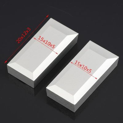 납땜된 20x12x3 15x10x5 텅스텐 카바이드는 거친 돌 동안 SS10에게 비밀 정보를 제공합니다